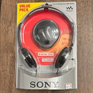 Sony MDR-RSPKG Combo value Pack MDR-A110LP Stereo Headphones and MDR-E828LP VTG